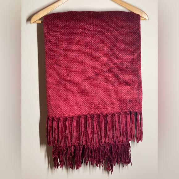 Pottery Barn Red Chenille Throw Blanket Rayon/Cotton 50 X 60” - Picture 1 of 5